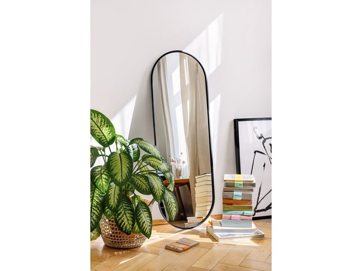 Czarne lustro ścienne Bonami Essentials Lilee, 40 x 120 cm Kolor Czarny Kategoria Lustra