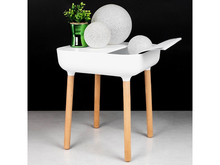 Stolik kawowy BOWER biały na drewnianych nogach Drewno Tworzywo sztuczne Kategoria Stoliki i ławy