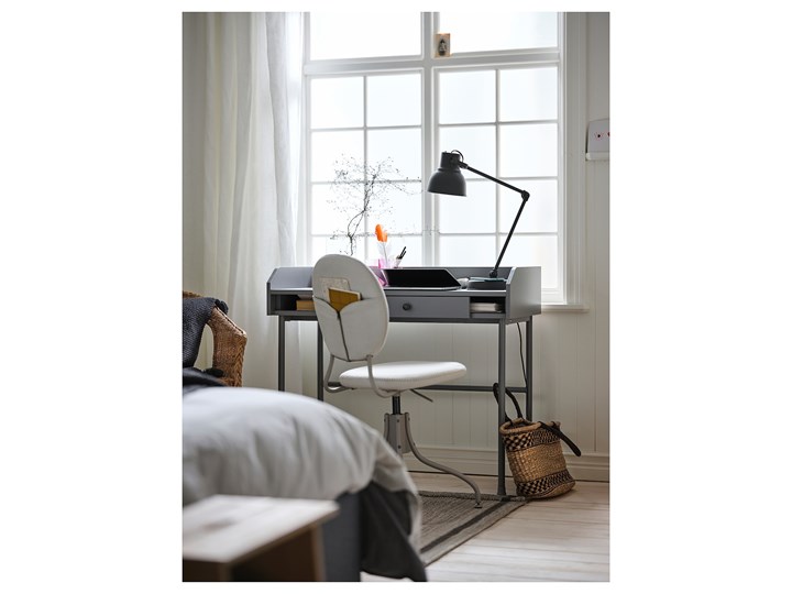 IKEA HAUGA/BLECKBERGET Kombinacja biurko/szafka, i krzesło obrotowe szary Kategoria Zestawy mebli do sypialni