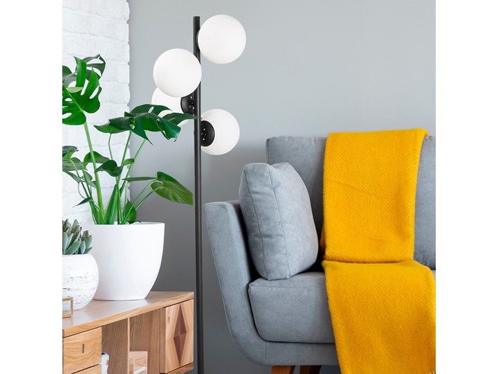 SELSEY Lampa podłogowa Spinoza 130 cm czarno-biała Metal Lampa z kloszem Pomieszczenie Jadalnia