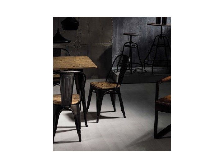 Metalowe krzesło z drewnianym siedziskiem Loft 4 Kolor Brązowy Wysokość 85 cm Szerokość 37 cm Głębokość 36 cm Kolor Czarny