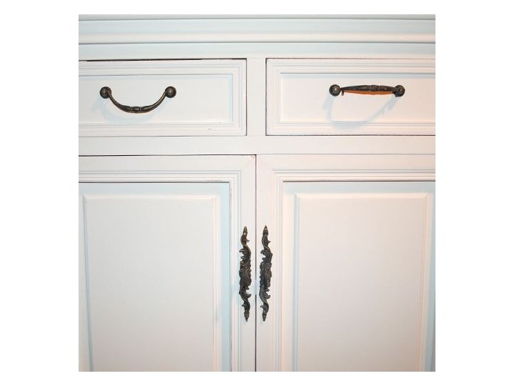 Komoda " Elegance " Prowansja Styl Vintage Płyta MDF Wysokość 81 cm Z szafkami i szufladami Drewno Szerokość 75 cm Głębokość 32 cm Styl Prowansalski