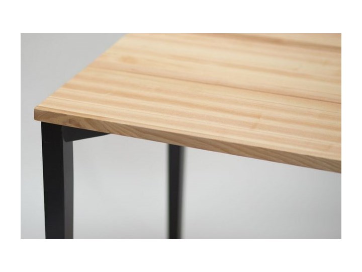 Stół z jesionowym blatem i kwadratowymi nogami Triventi Drewno Wysokość 80 cm Długość 80 cm  Szerokość 80 cm Kategoria Stoły kuchenne