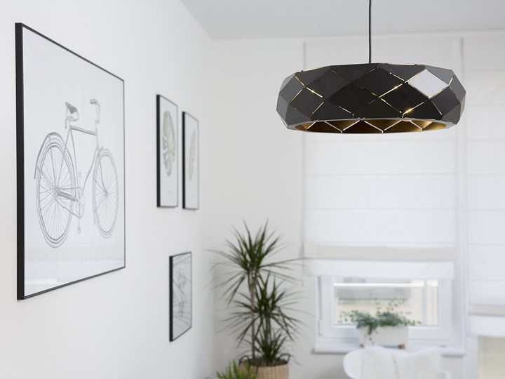 Lampa wisząca czarna metalowa 121 cm ażurowa geometryczny klosz 3 żarówki nowoczesna Lampa inspirowana Styl Nowoczesny Tworzywo sztuczne Kategoria Lampy wiszące