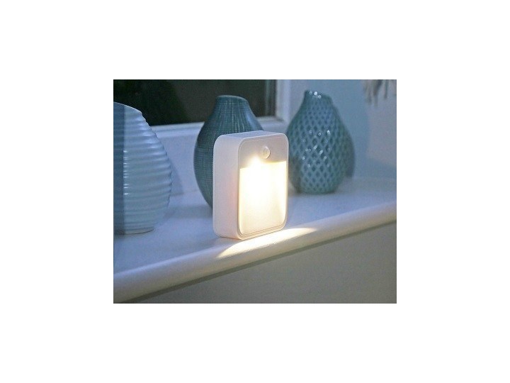 Lampa LED MB720 stick z czujnikiem ruchu na baterie.