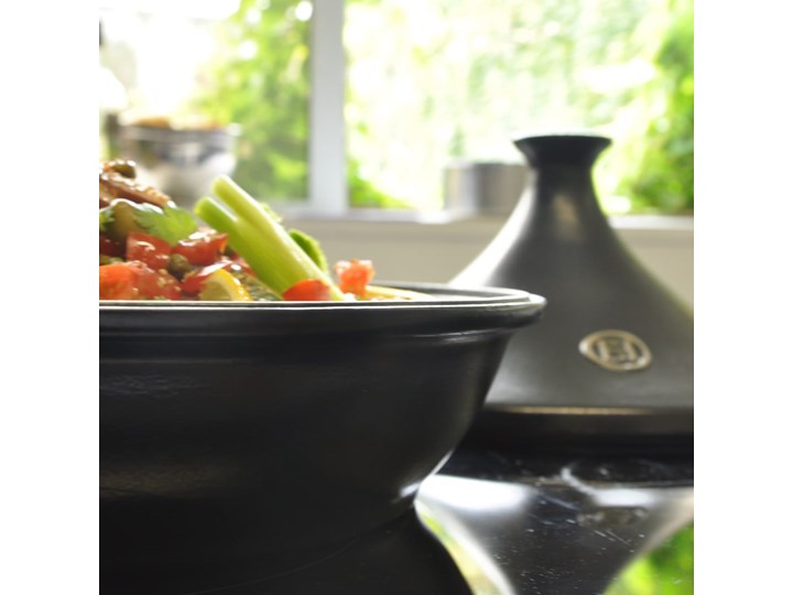 Czarny tajine Emile Henry, ⌀ 32 cm Kategoria Naczynia do zapiekania