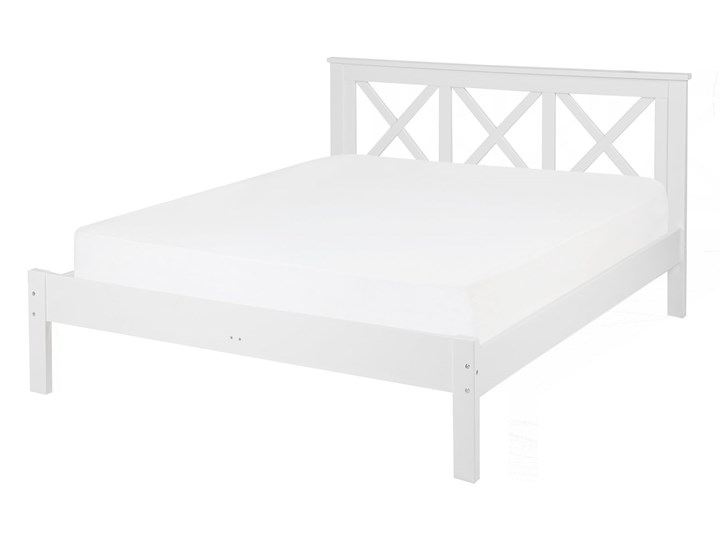 Łóżko ze stelażem białe drewniana rama ozdobne wezgłowie 140 x 200 cm rustykalny design Kolor Biały