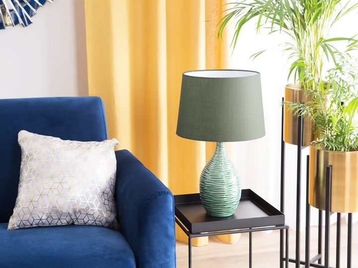 Lampa stołowa ciemnozielona ceramiczna 57 cm rzeźbiona podstawa okrągły abażur nowoczesna Lampa nocna Lampa z abażurem Styl Nowoczesny