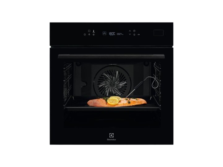 Piekarnik ELECTROLUX EOB7S31Z SteamBoost Elektryczny parowy Czarny A+ Kategoria Piekarniki