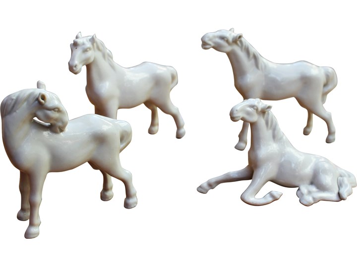 Komplet czterech porcelanowych koni, Hiszpania, lata 60.