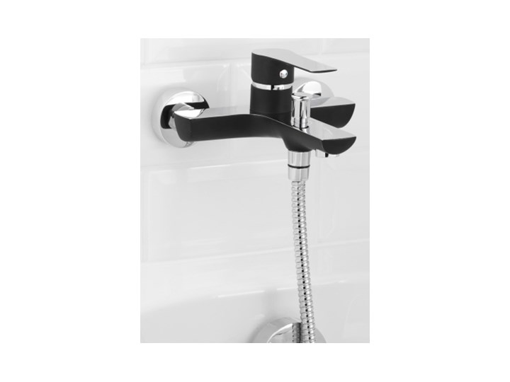 Bateria wannowa GoodHome Wicie czarna Bateria ścienna Kolor Czarny Kategoria Baterie łazienkowe
