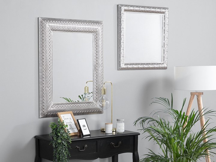 Lustro ścienne wiszące srebrne 70 x 90 cm prostokątne vintage retro sypialnia salon łazienka Lustro z ramą Kolor Srebrny Kategoria Lustra