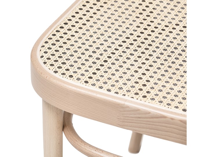 Fotel 811 Natural z ratanową plecionką Cane, TON Szerokość 45 cm Tradycyjne Głębokość 53 cm Drewno Wysokość 80 cm Tkanina Płyta MDF Rattan Szerokość 50 cm Wysokość 46 cm Głębokość 41 cm Styl Nowoczesny
