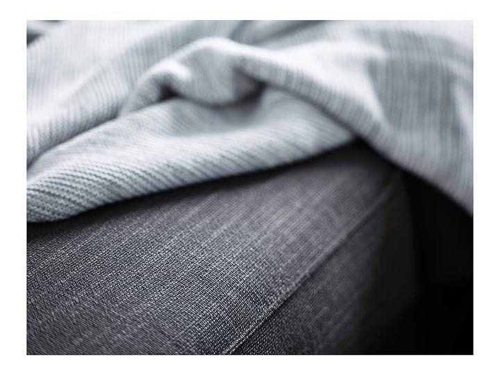 KIVIK Sofa narożna 5-osobowa Wysokość 83 cm Szerokość 347 cm Szerokość 257 cm Stała konstrukcja Wysokość 45 cm Kolor Czarny