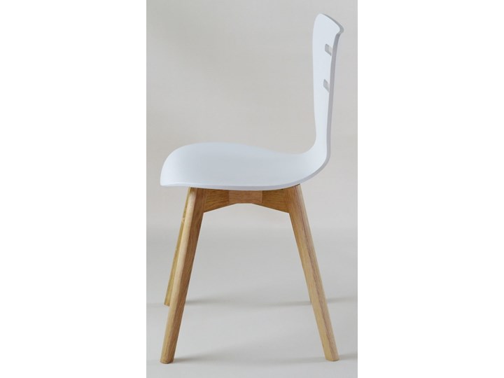 DORIS W krzesło drewniane białe, dębowa rama Wysokość 82 cm Głębokość 40 cm Drewno Głębokość 43 cm Szerokość 43 cm Styl Klasyczny