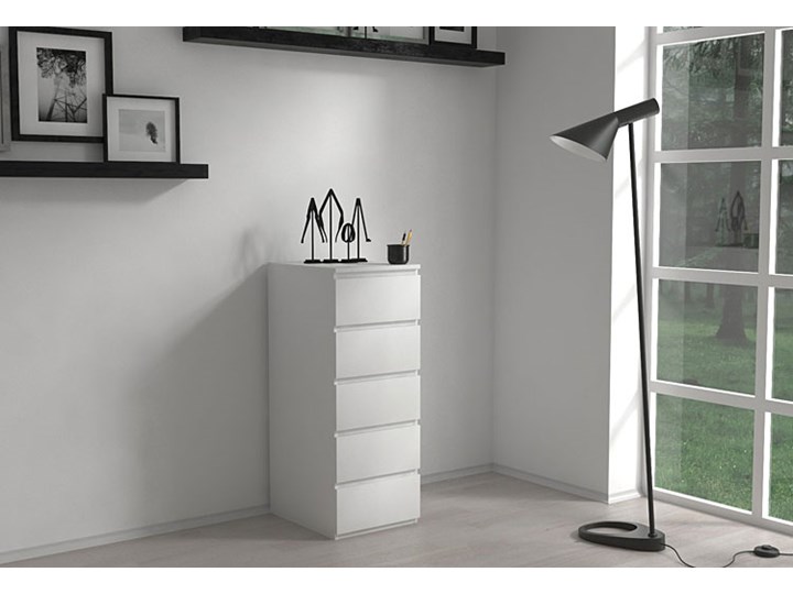 Nowoczesna komoda z szufladami Luvia - biała Szerokość 40 cm Głębokość 45 cm Płyta MDF Wysokość 111 cm Pomieszczenie Salon