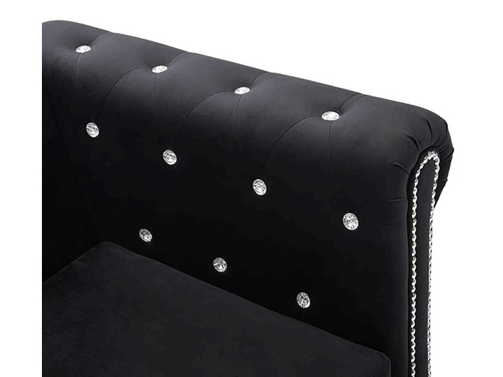 Aksamitny narożnik w stylu Chesterfield Charlotte 4Q - czarny Wysokość 42 cm Szerokość 142 cm Kategoria Narożniki Wysokość 72 cm Szerokość 165 cm Szerokość 199 cm Boki Z bokami