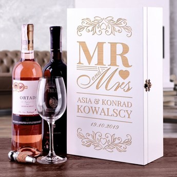 Białe pudełko na dwa wina z grawerem na ślub - Mr&Mrs
