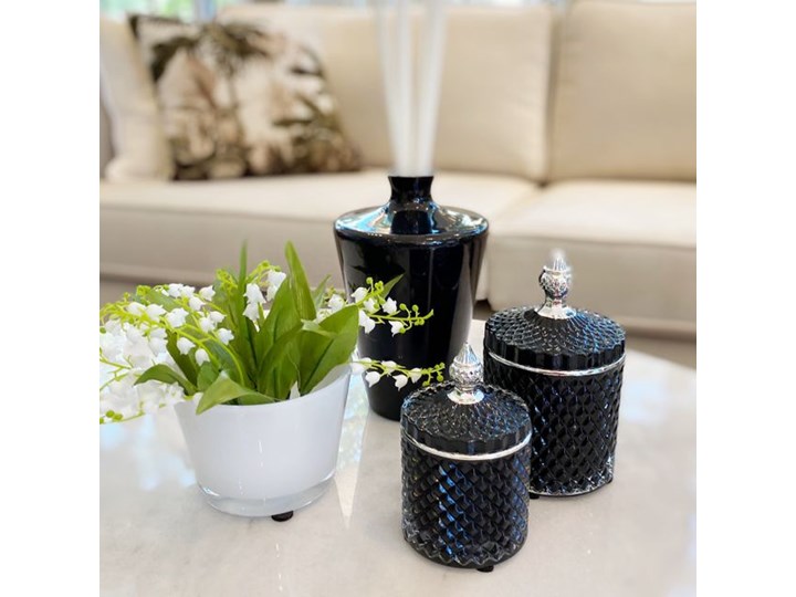 POJEMNIK BOMBONIERKA SZKLANA CZARNA Z POKRYWKĄ PRIVE BLACK 14x8,5x8,5CM Kolor Czarny Szkło Typ Pojemniki