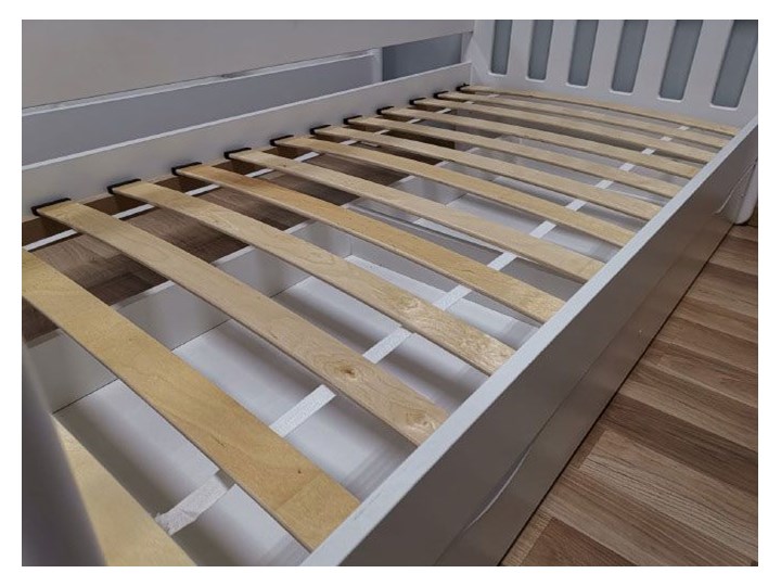 Łóżko dla chłopca z materacem Happy 2X 80x180 - niebieskie Rozmiar materaca 80x180 cm Kolor Biały
