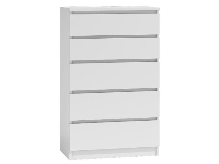 Komoda Malwina III 5 szuflad Biała - Meb24.pl Wysokość 112 cm Szerokość 70 cm Głębokość 40 cm Płyta MDF Pomieszczenie Salon Styl Minimalistyczny