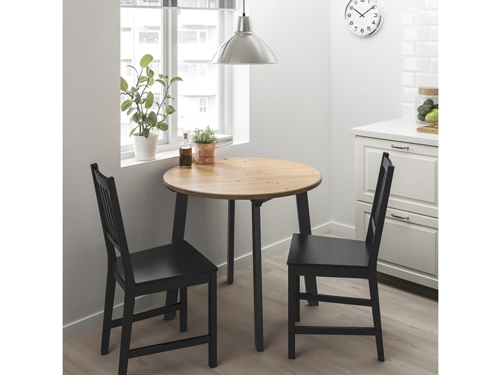 IKEA GAMLARED / STEFAN Stół i 2 krzesła, bejca jasna patyna/brązowoczarny, 85 cm Kategoria Stoły z krzesłami Kolor Brązowy