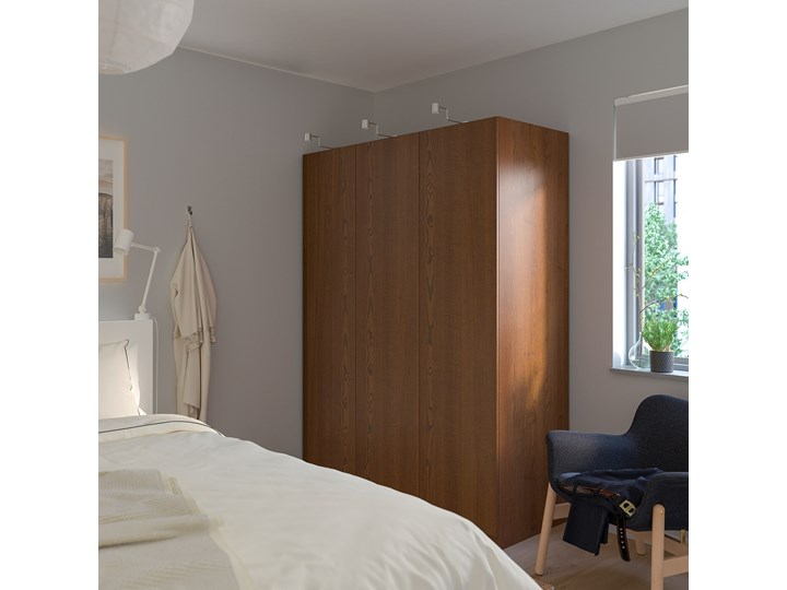 IKEA PAX Szafa, imitacja okleiny bejc na brąz/Forsand imitacja okleiny bejc na brąz, 150x60x201 cm Szerokość 150 cm Głębokość 60 cm Płyta laminowana Wysokość 201,2 cm Rodzaj frontów Naturalne