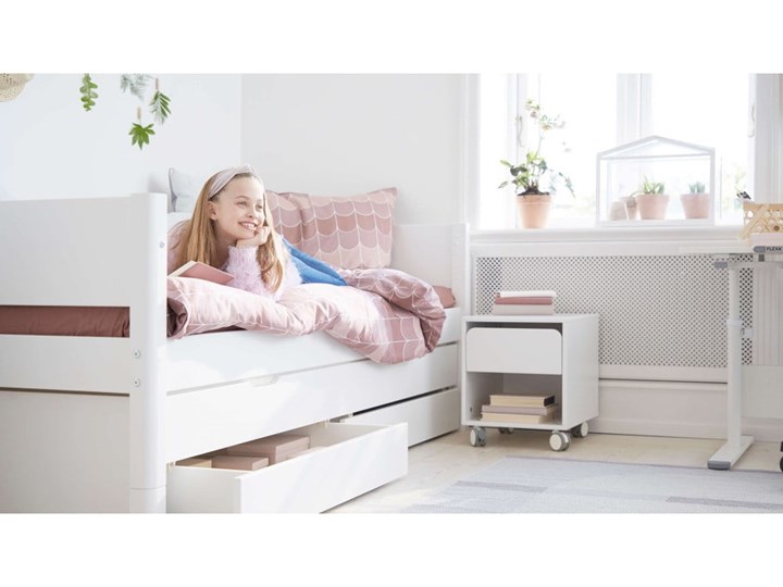 Białe dziecięce łóżko z dodatkowym wysuwanym łóżkiem i szufladą Flexa White Tradycyjne Drewno Kategoria Łóżka dla dzieci Płyta MDF Rozmiar materaca 90x200 cm