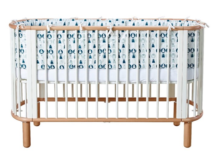 Białe łóżeczko dziecięce z drewna bukowego Flexa Baby, 70x140 cm Drewno Łóżeczka drewniane Kolor Biały