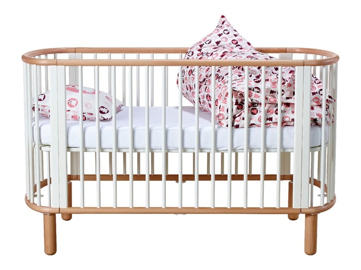 Białe łóżeczko dziecięce z drewna bukowego Flexa Baby, 70x140 cm Łóżeczka drewniane Drewno Kolor Biały