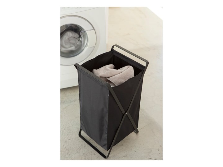Czarny składany kosz na pranie YAMAZAKI Tower Laundry Kategoria