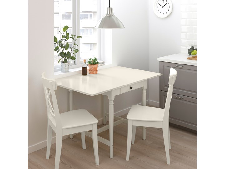 IKEA INGATORP / INGOLF Stół i 2 krzesła, biały/biały, Długość: 123 cm Kategoria Stoły z krzesłami Pomieszczenie Jadalnia