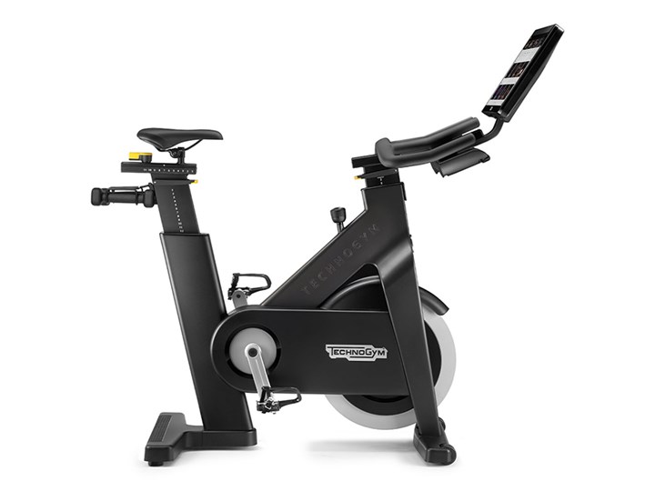 TECHNOGYM BIKE - Licencja Revolution i 1Rebel 12 miesięcy / Hantle 1,5 kg Kategoria Rowerki stacjonarne